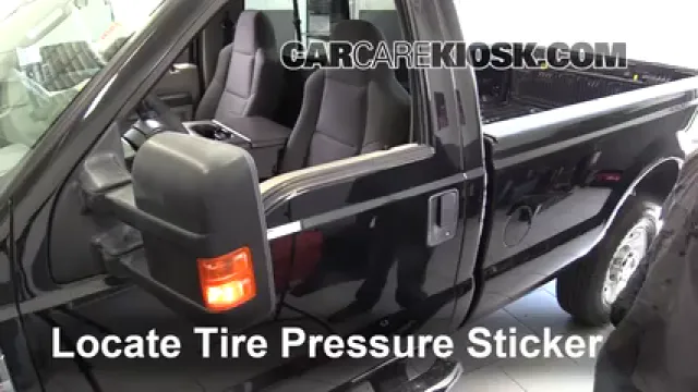 2010 Ford F-250 Super Duty XLT 6.4L V8 Turbo Diesel Standard Cab Pickup Tires & Wheels Check Tire Pressure